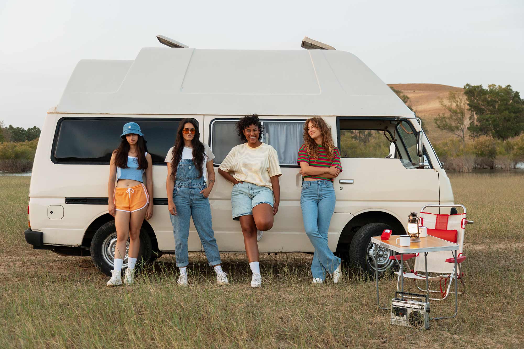 camper, caravana y furgoneta